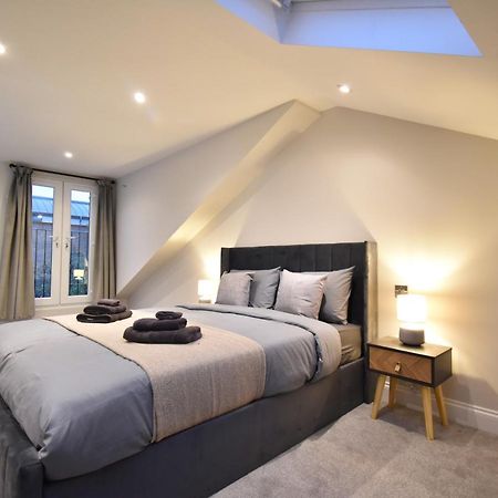 Stunning 3 Bed Apartment Londres Extérieur photo