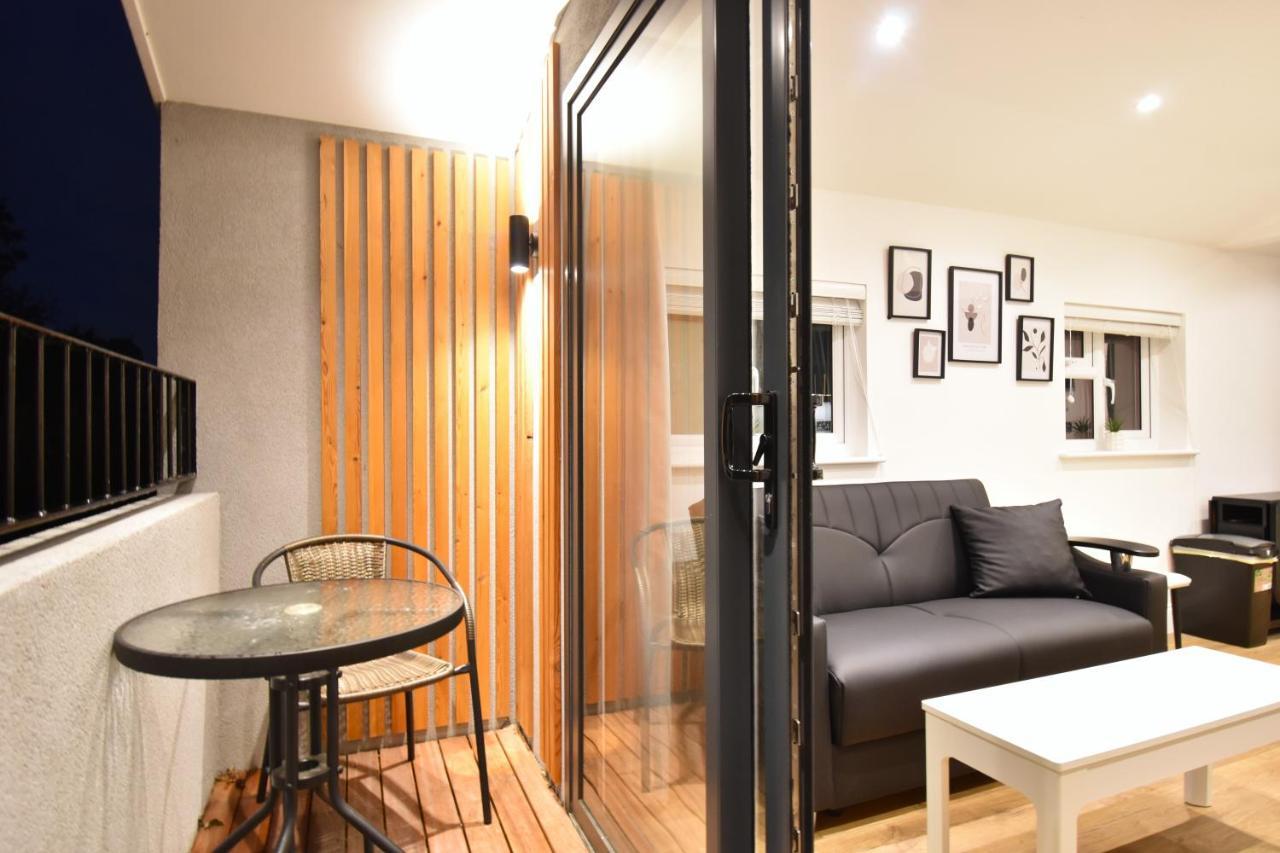 Stunning 3 Bed Apartment Londres Extérieur photo