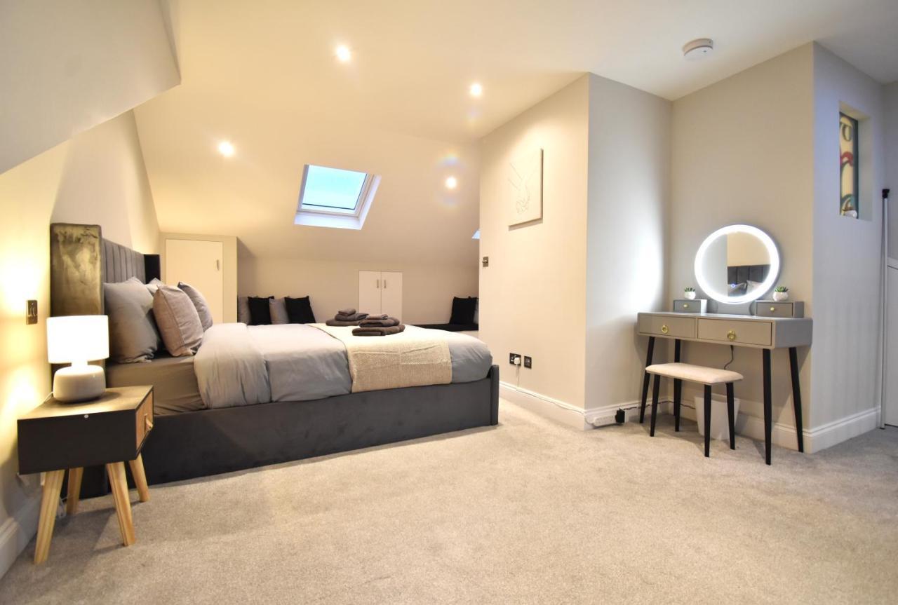 Stunning 3 Bed Apartment Londres Extérieur photo