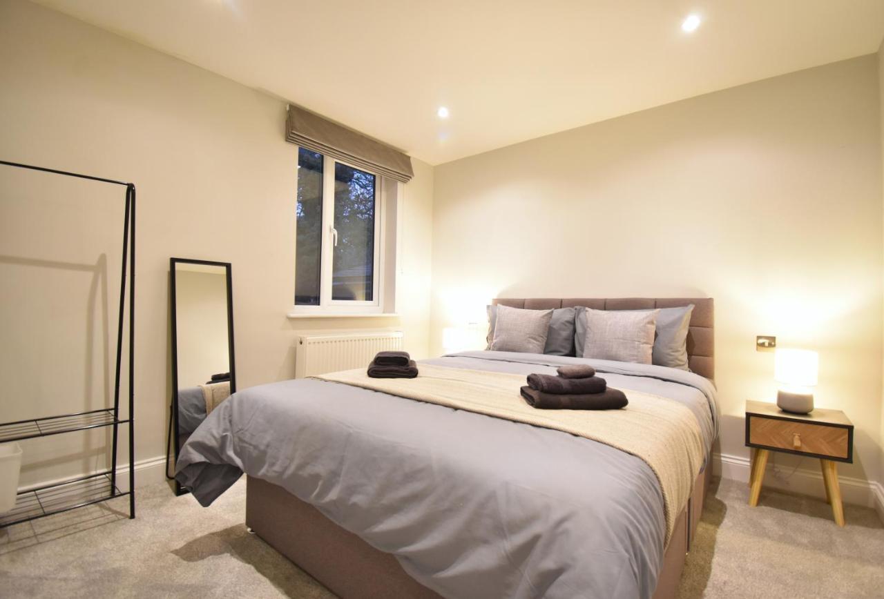 Stunning 3 Bed Apartment Londres Extérieur photo