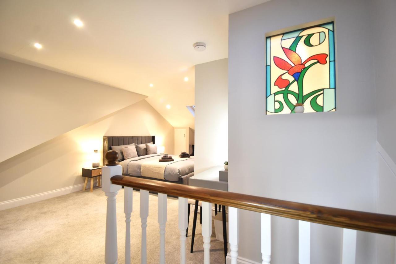Stunning 3 Bed Apartment Londres Extérieur photo