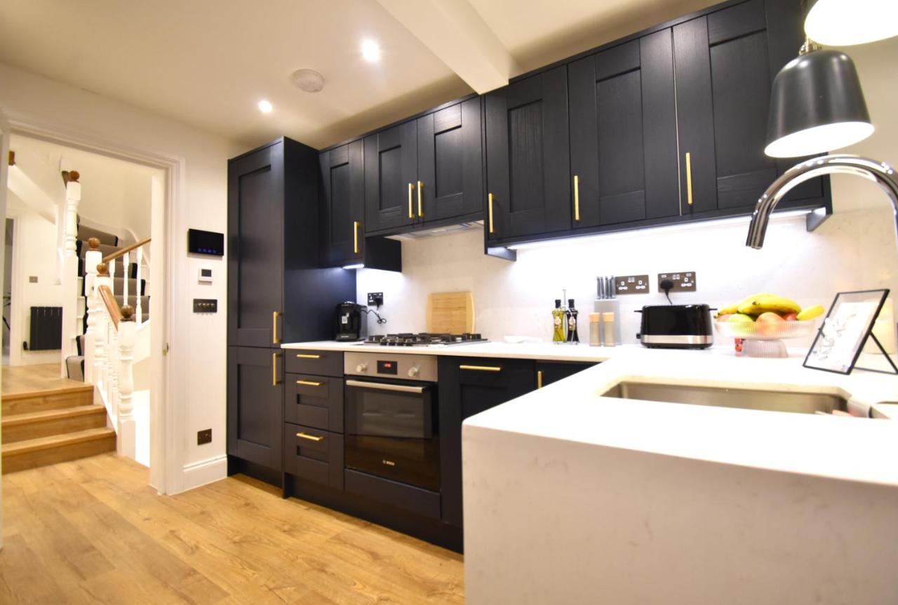 Stunning 3 Bed Apartment Londres Extérieur photo