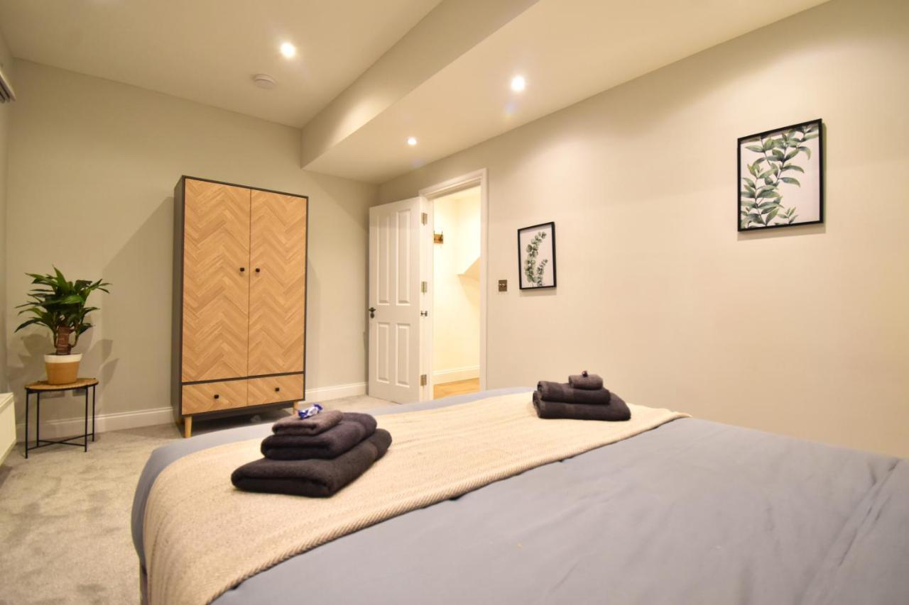 Stunning 3 Bed Apartment Londres Extérieur photo